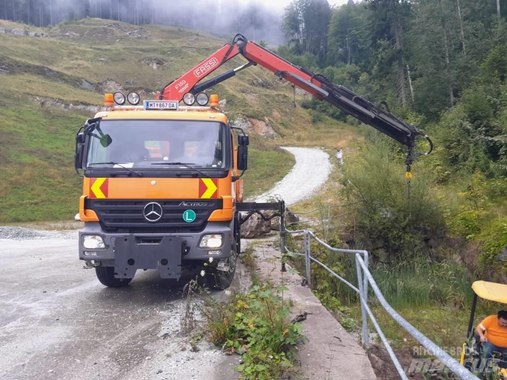 Fassi 130 Yükleme vinçleri