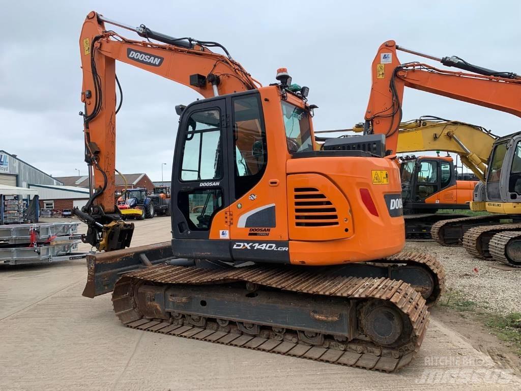 Doosan DX 140 LCR - 5 Paletli ekskavatörler