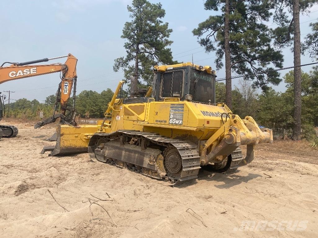 Komatsu D 65 WX-17 Paletli dozerler