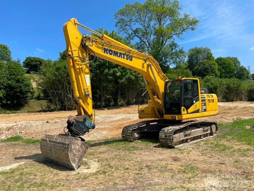 Komatsu PC210LC-11E0 Paletli ekskavatörler