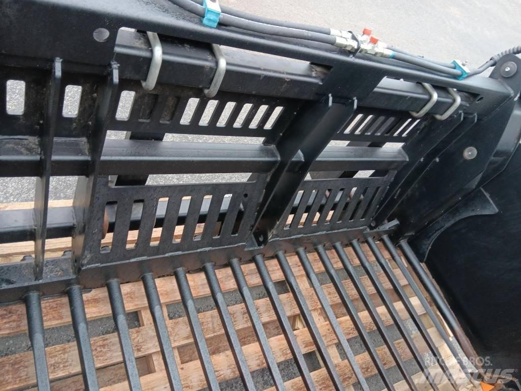 Ålö Silocut XL+ 225 Hayvan besleyiciler