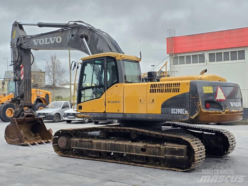 Volvo EC 290 C N L Paletli ekskavatörler