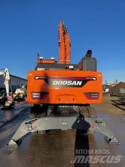 Doosan DX210W-7 Lastik tekerli ekskavatörler