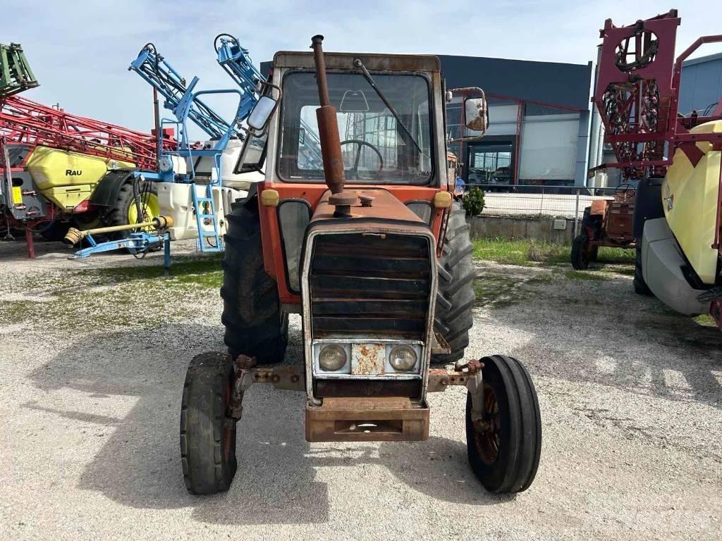 Massey Ferguson 590 Traktörler