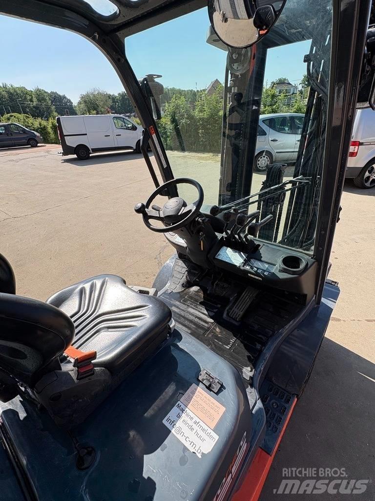 Toyota 8 FDF 25 Dizel forkliftler