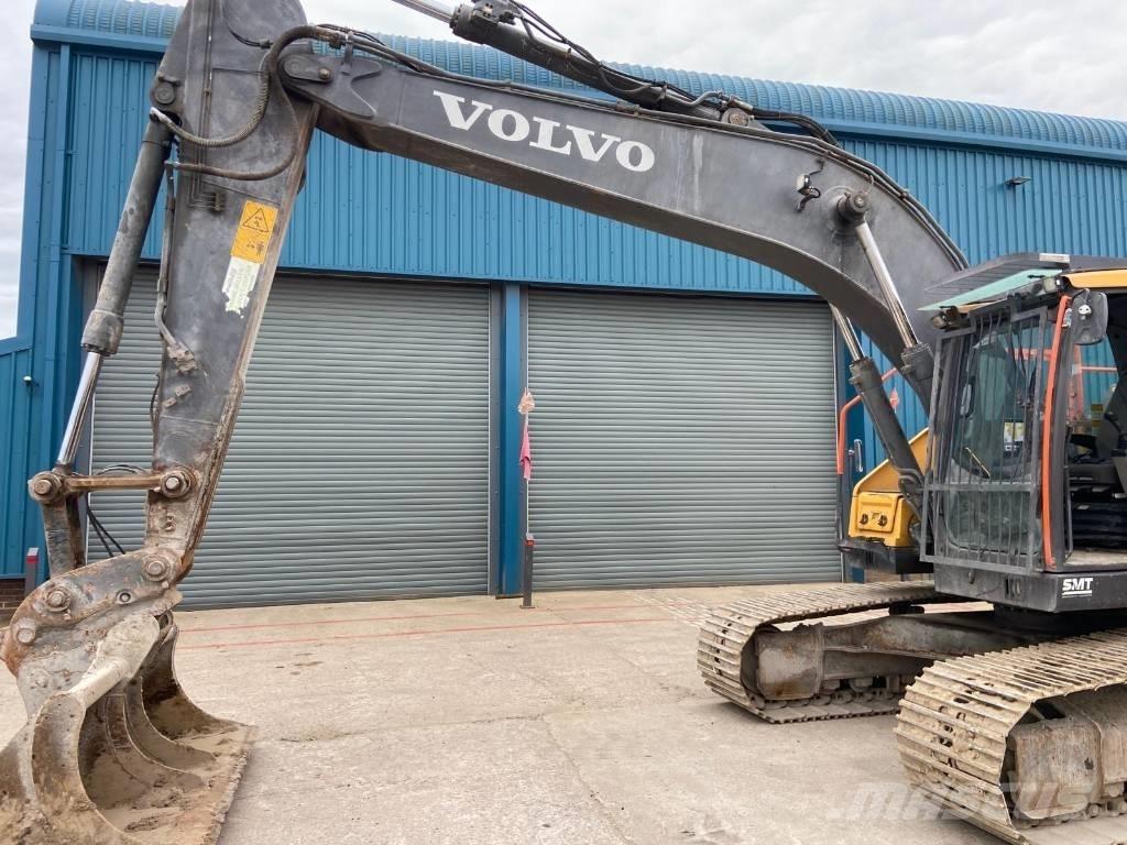 Volvo EC220El Paletli ekskavatörler