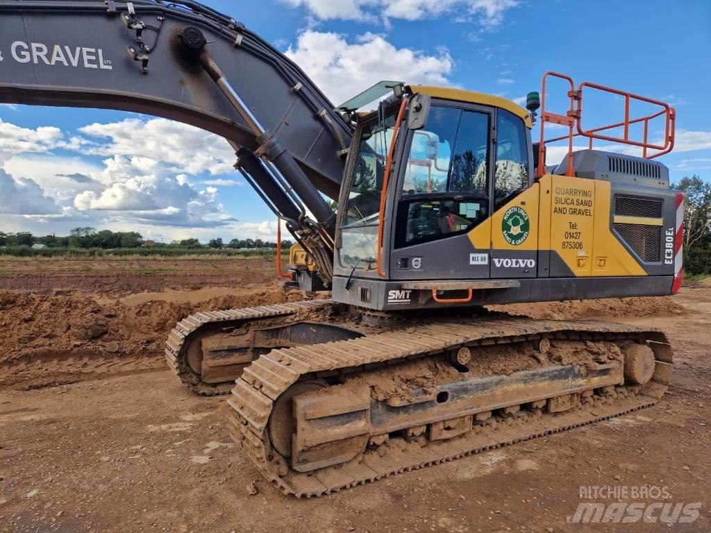 Volvo EC380EL Paletli ekskavatörler