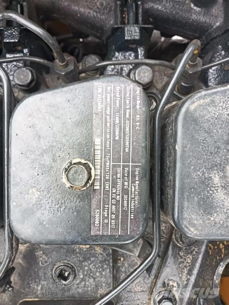 Hyundai 220 LC-9S Paletli ekskavatörler