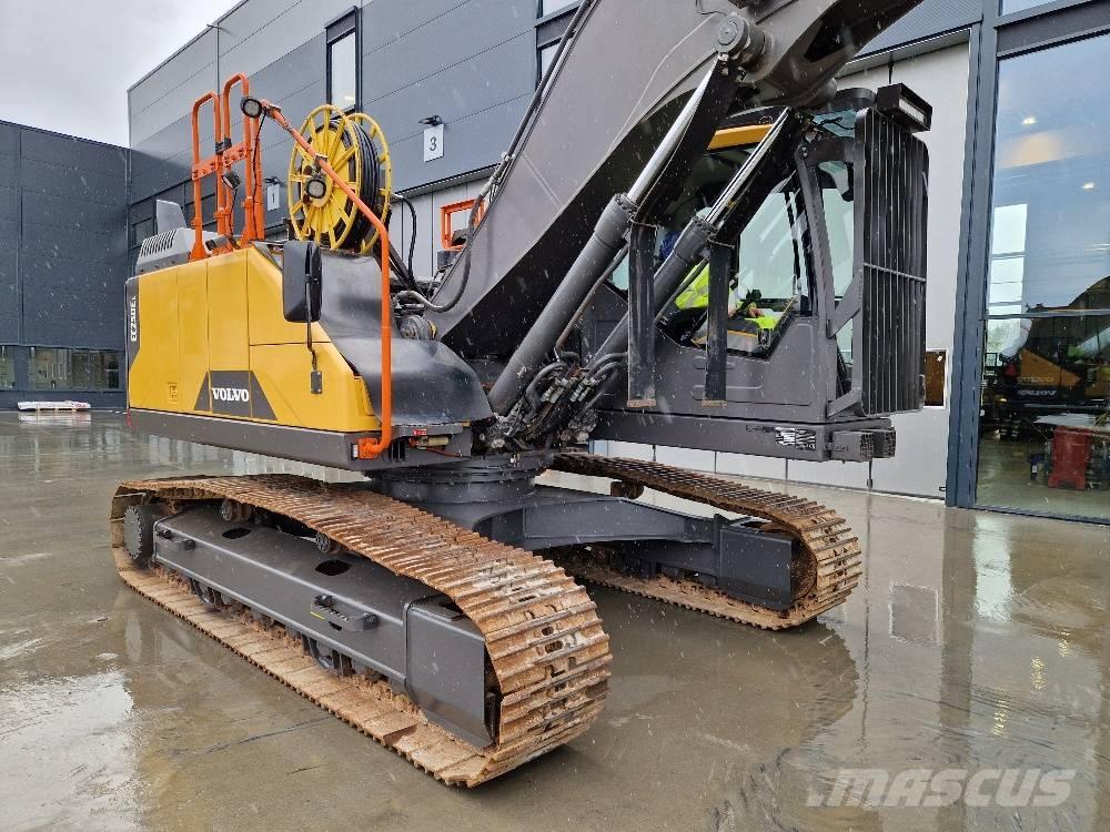 Volvo EC250EL Paletli ekskavatörler