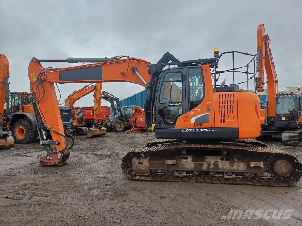 Doosan DX 235 LCR-5 Paletli ekskavatörler