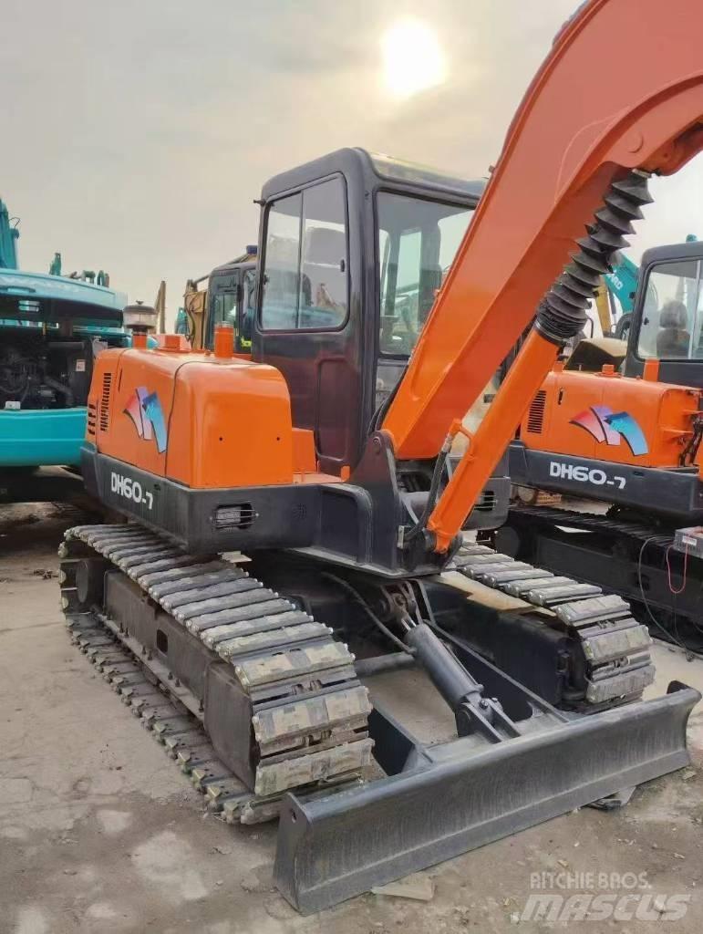 Doosan 55 Paletli ekskavatörler