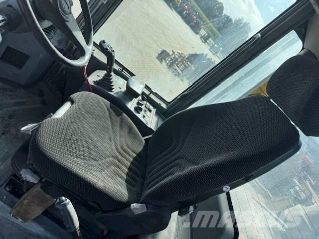 Komatsu WA 250-5 Tekerlekli yükleyiciler