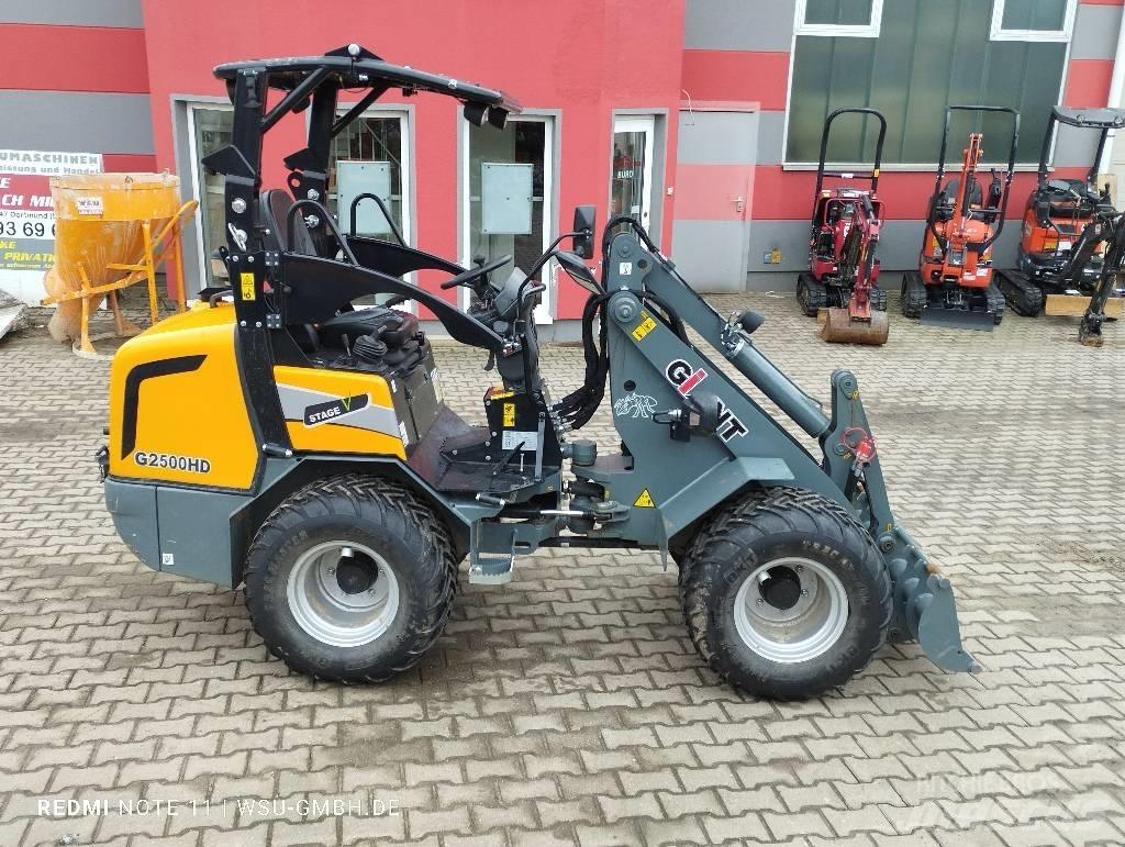GiANT G2500 HD Ön yükleyici ve kazicilar