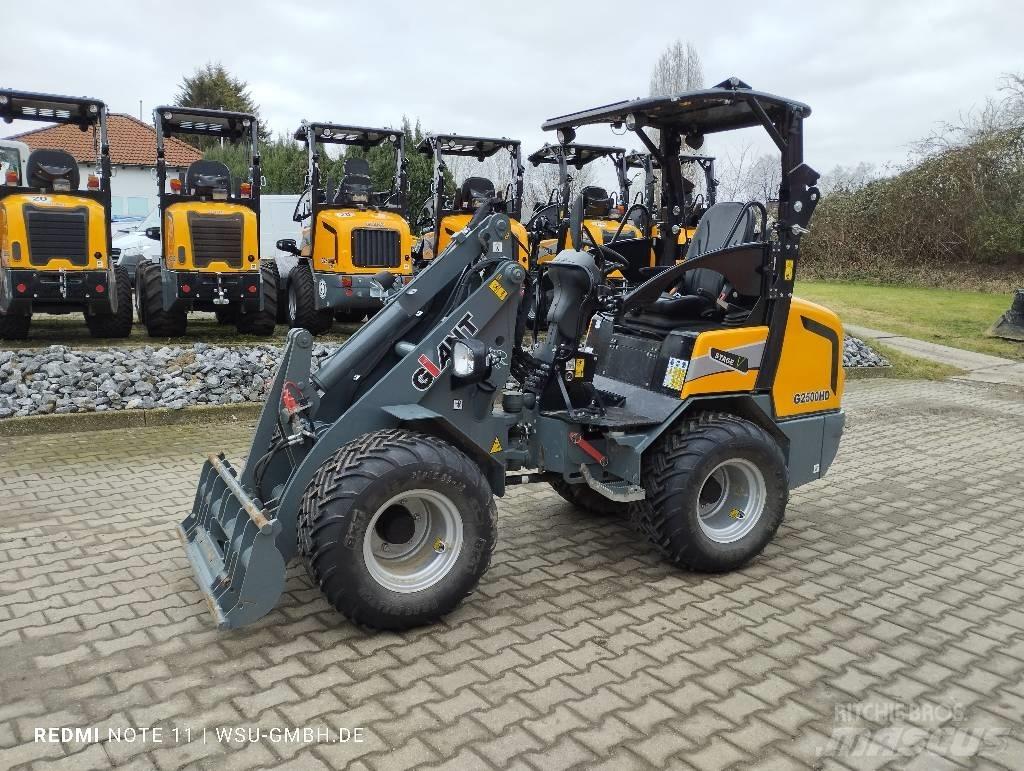 GiANT G2500 HD Ön yükleyici ve kazicilar