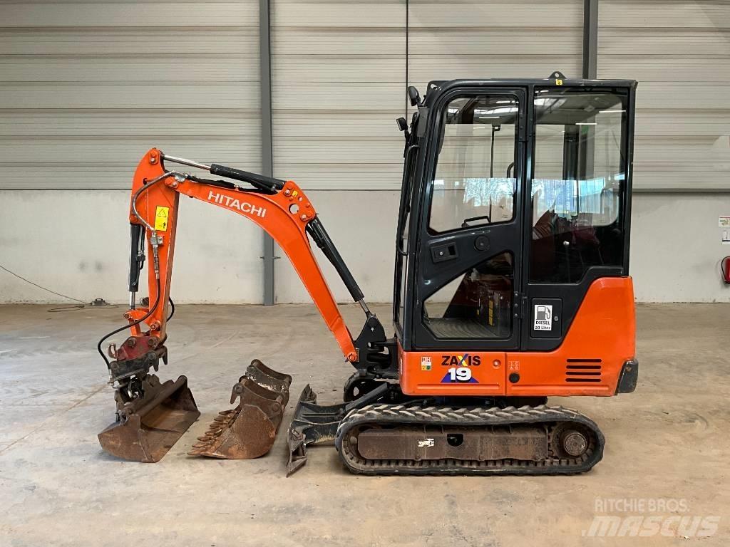 Hitachi ZX 19-6 CR Mini ekskavatörler, 7 tona dek