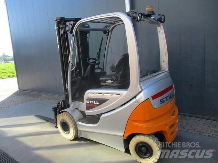Still RX 60-25 Elektrikli forkliftler