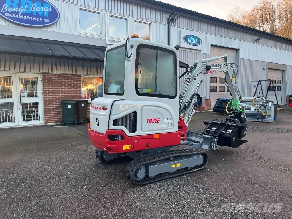 Takeuchi TB 225 Mini ekskavatörler, 7 tona dek