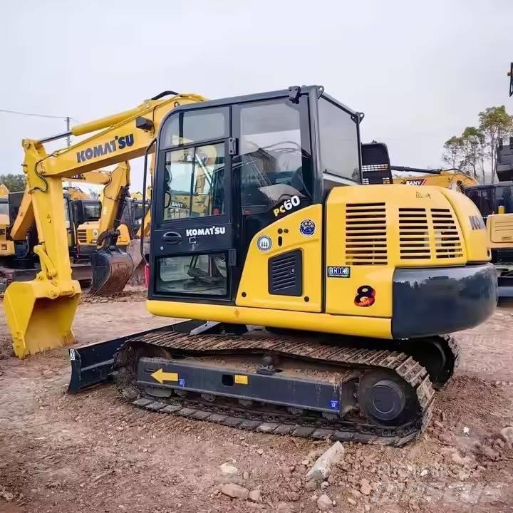 Komatsu PC60 Paletli ekskavatörler