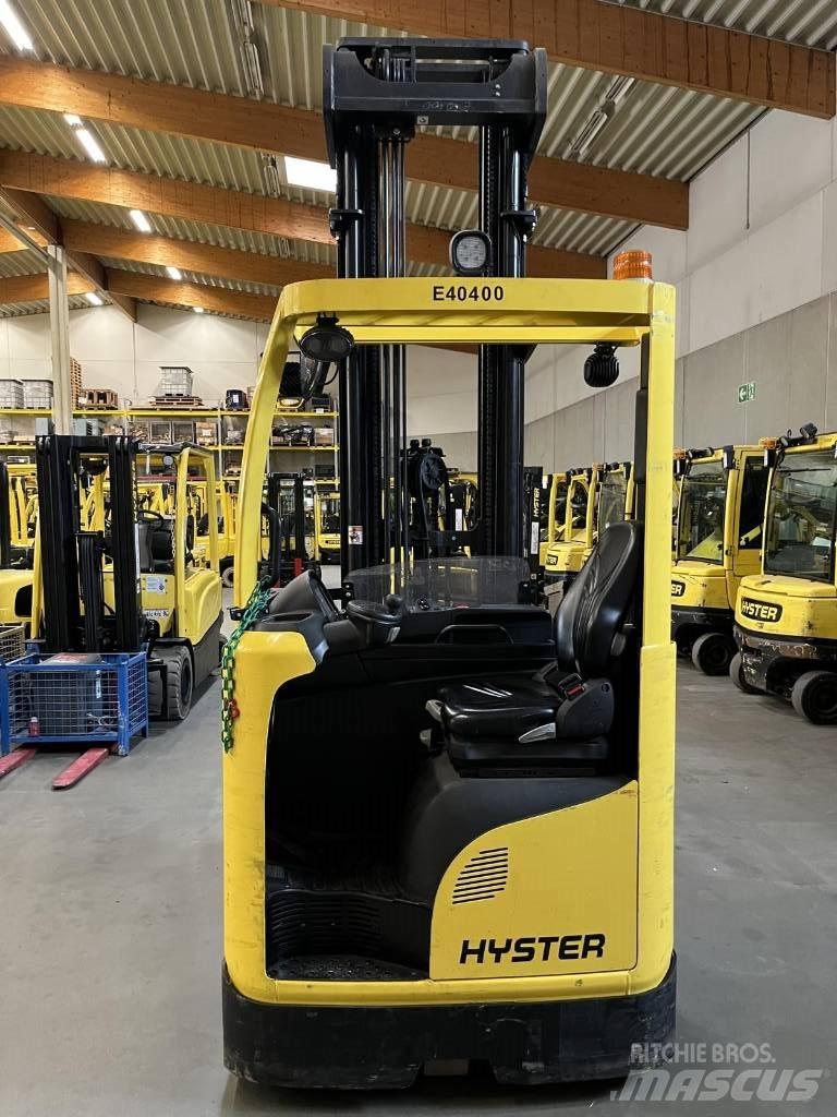 Hyster R1.6 Reach truck - depo içi istif araçları