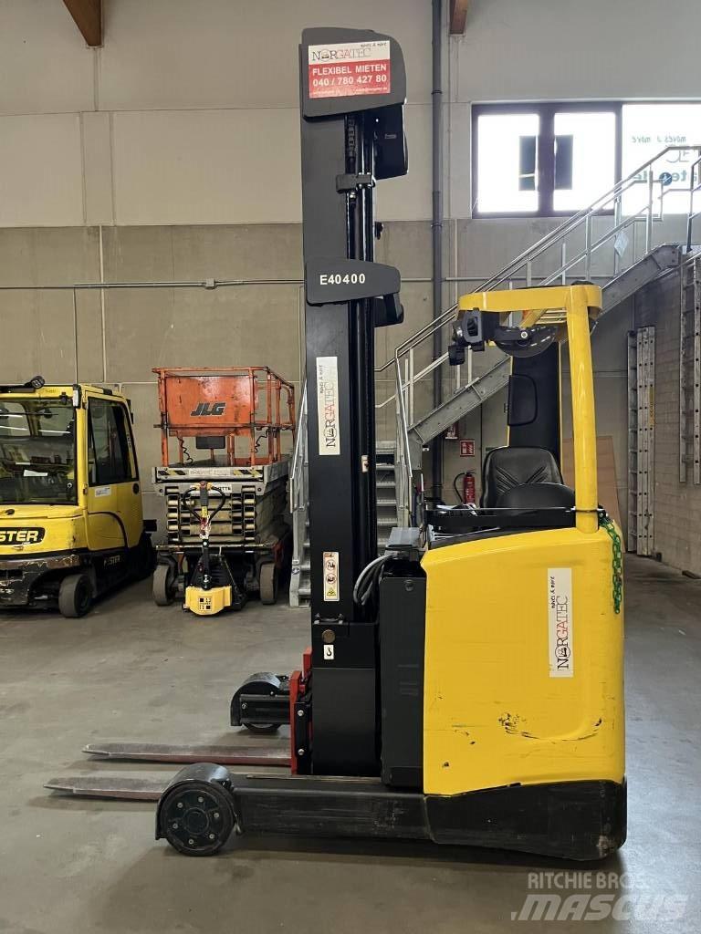 Hyster R1.6 Reach truck - depo içi istif araçları