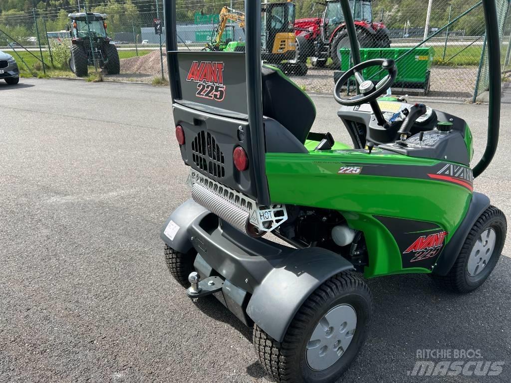 Avant 225 Skid steer loderler