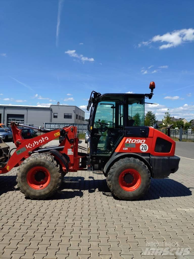 Kubota R 090 Tekerlekli yükleyiciler
