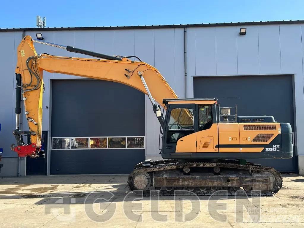 Hyundai HX300NL Paletli ekskavatörler