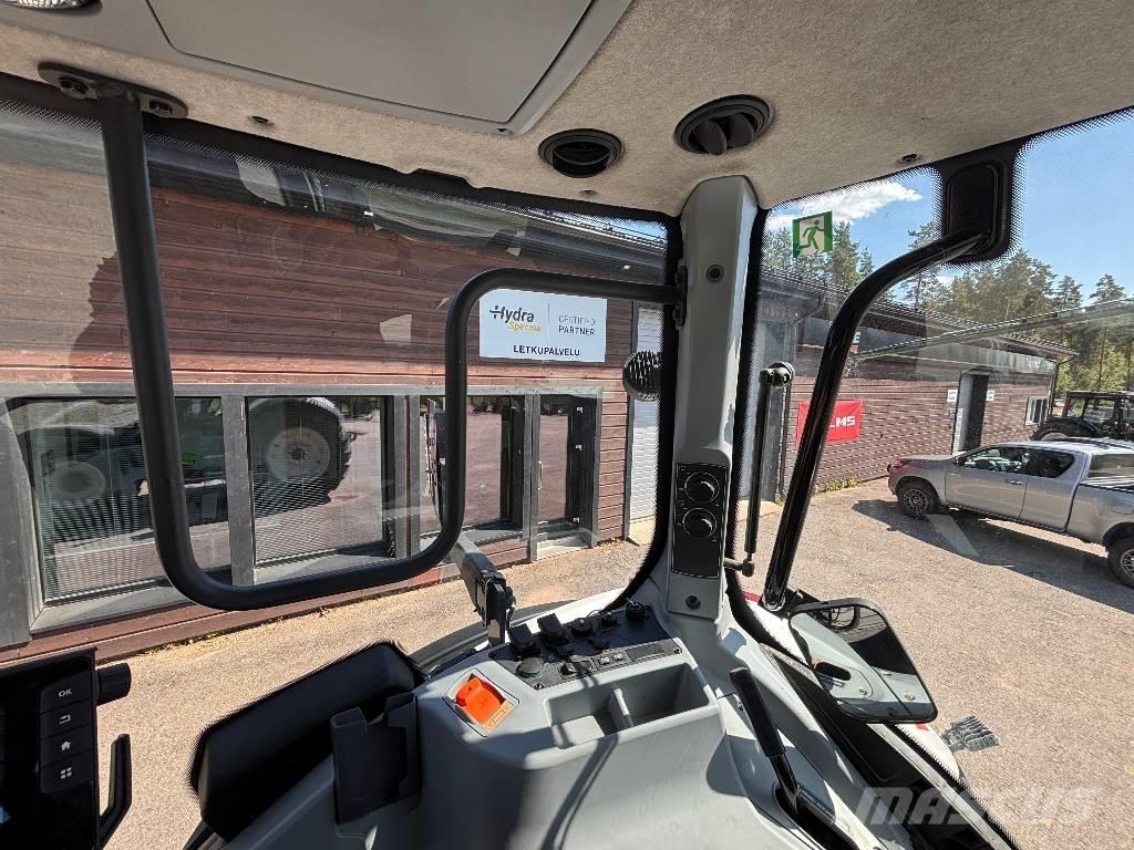 Valtra Q 305 Traktörler