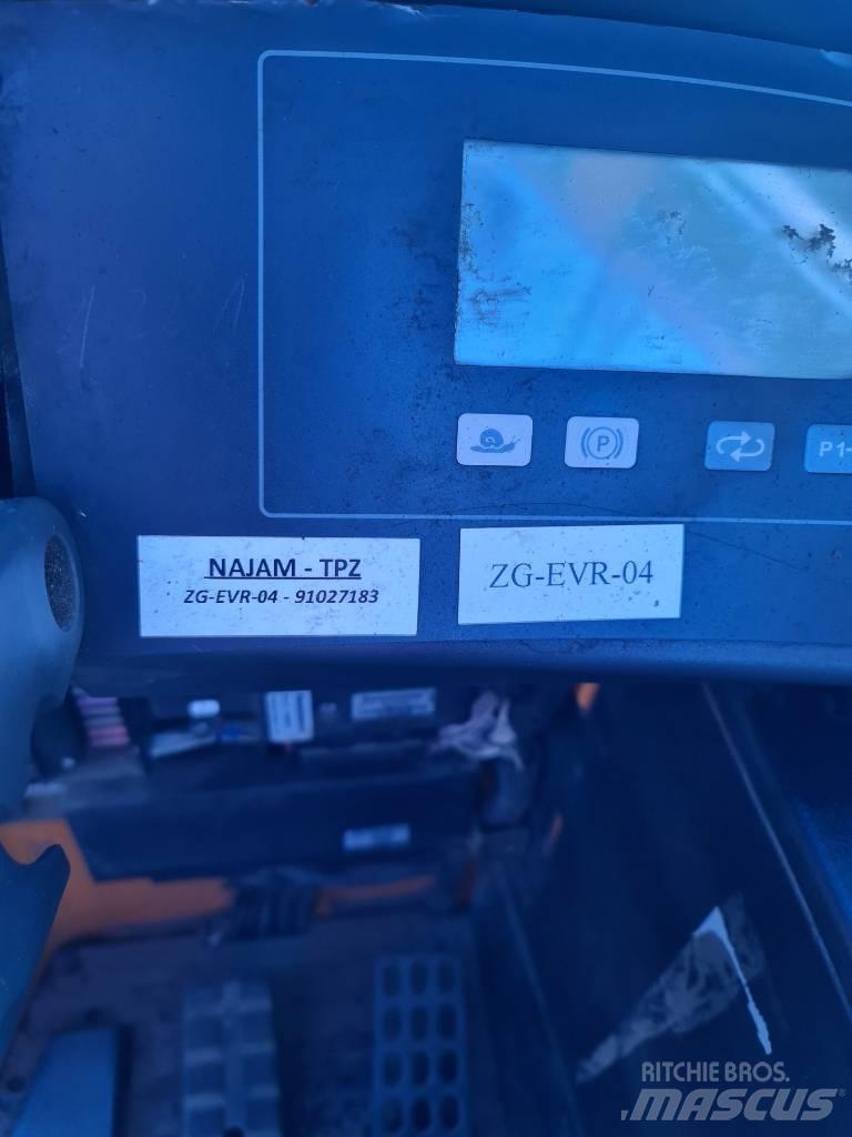 Jungheinrich ETV 216 Reach truck - depo içi istif araçları
