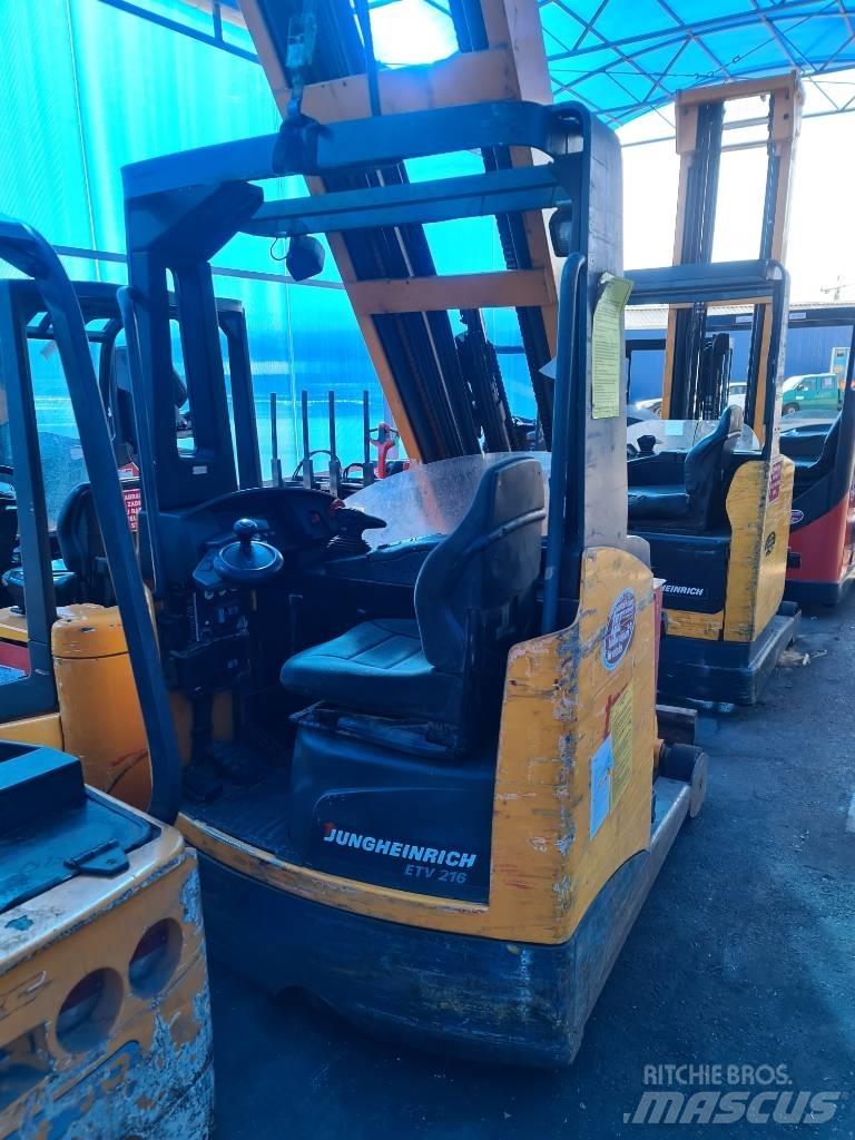 Jungheinrich ETV 216 Reach truck - depo içi istif araçları