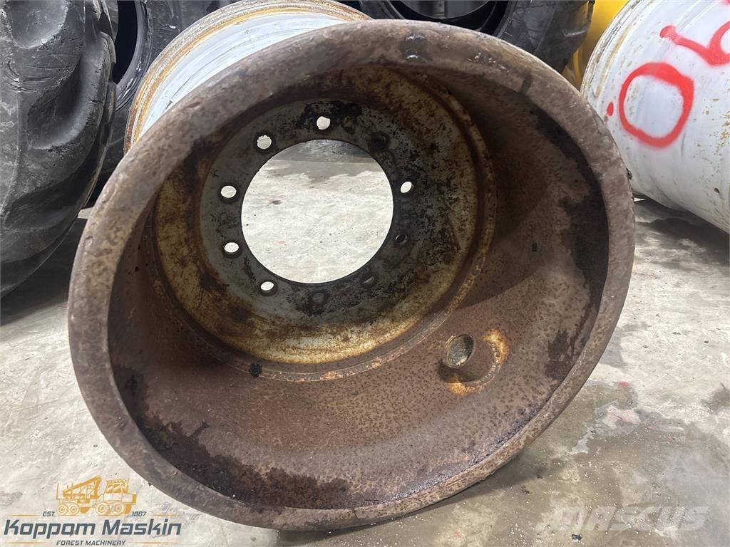 Valmet 860 24x26,5 Lastikler