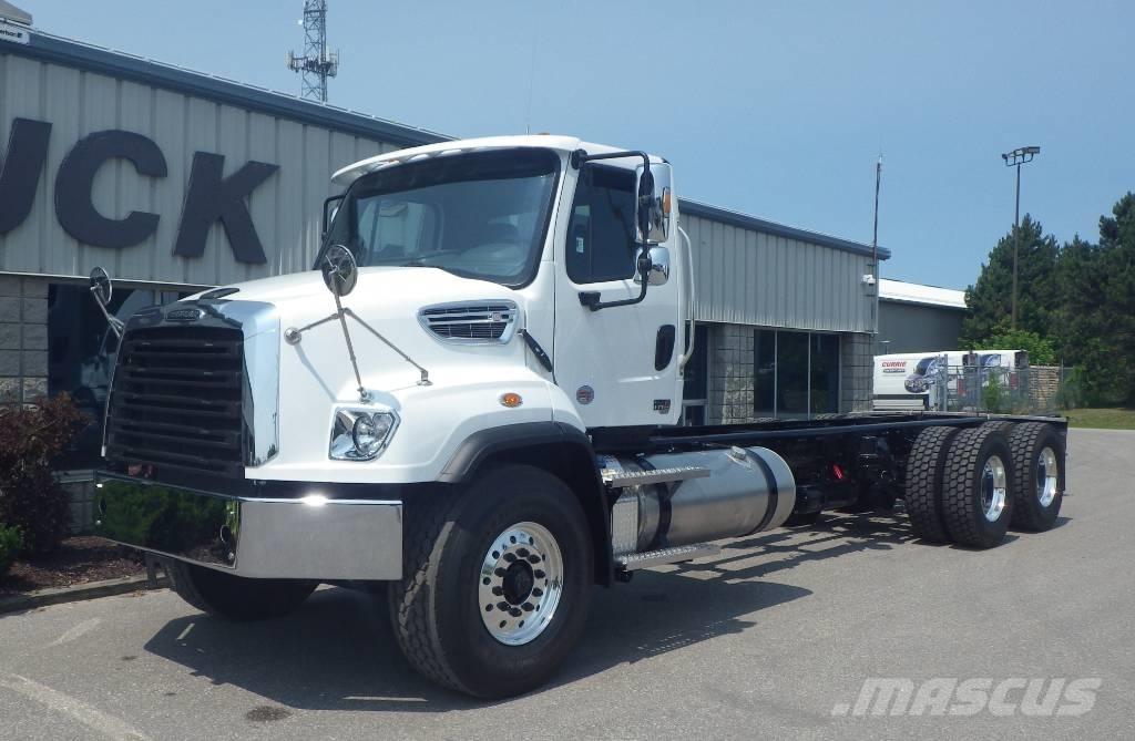 Freightliner 114 SD Çekiciler
