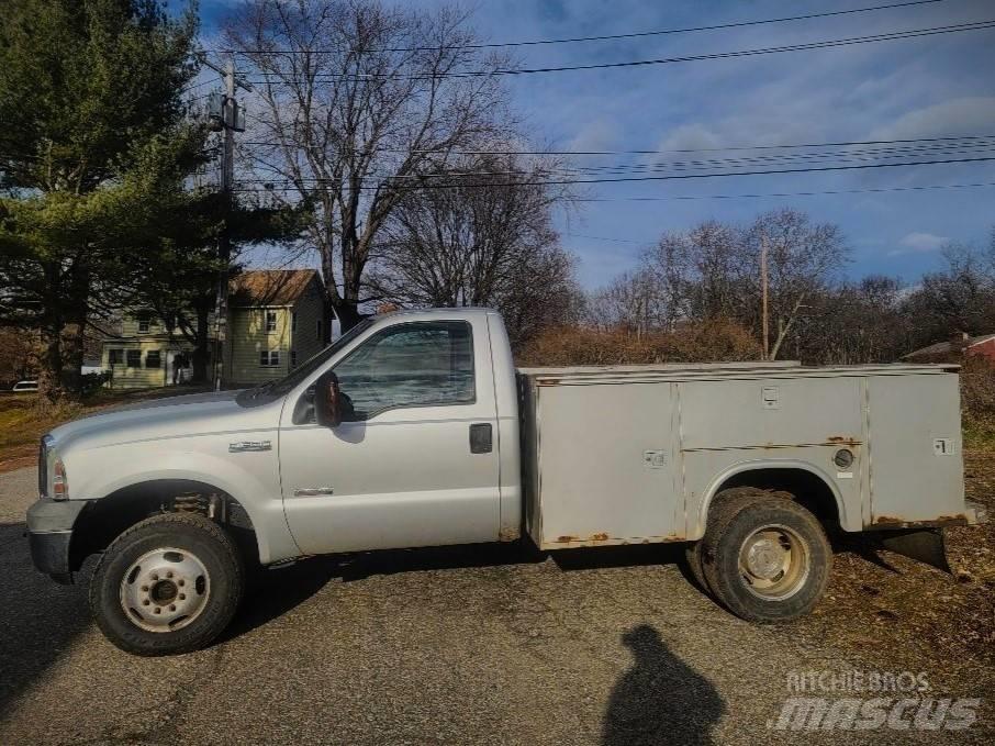 Ford F 350 XLT Pikaplar