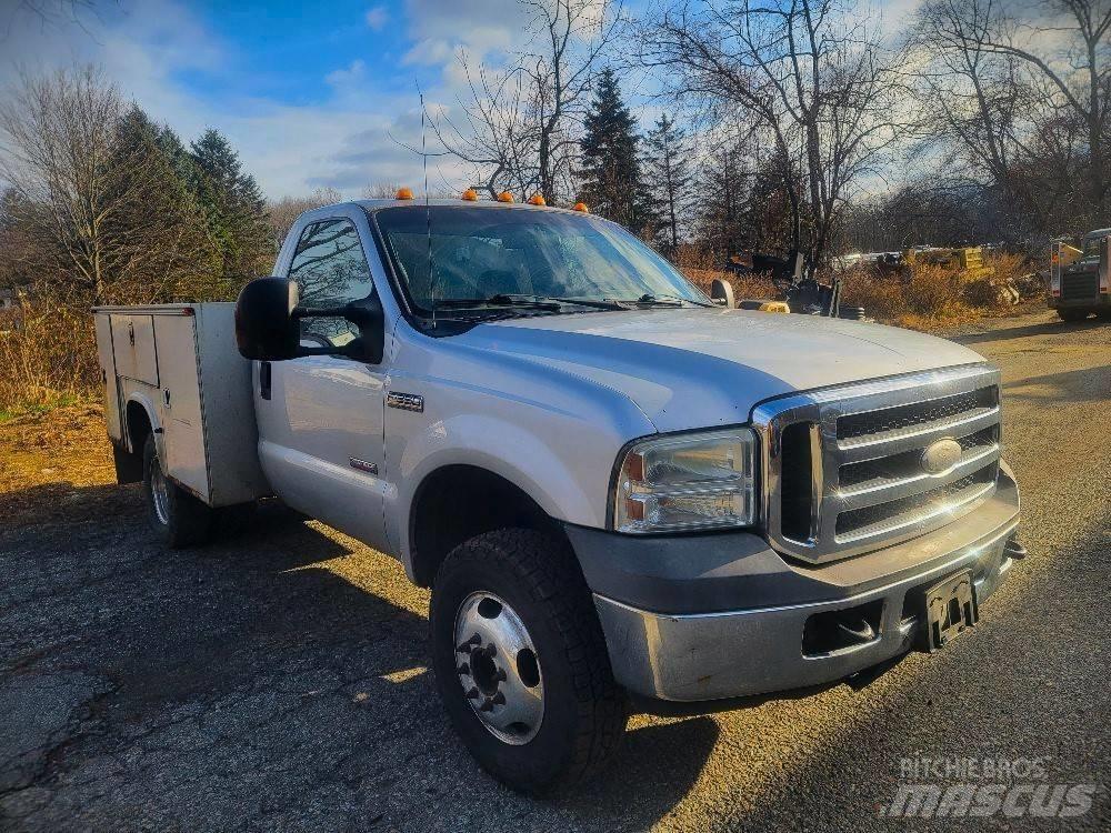 Ford F 350 XLT Pikaplar