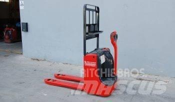 Linde T 18 Düsük seviye kaldirici