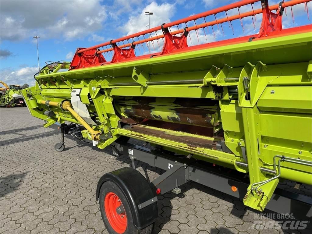 CLAAS Lexion 6800 Biçerdöverler