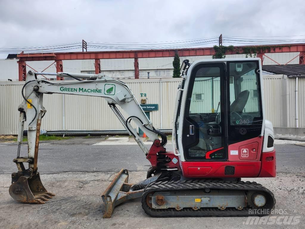 Takeuchi TB 240 Mini ekskavatörler, 7 tona dek