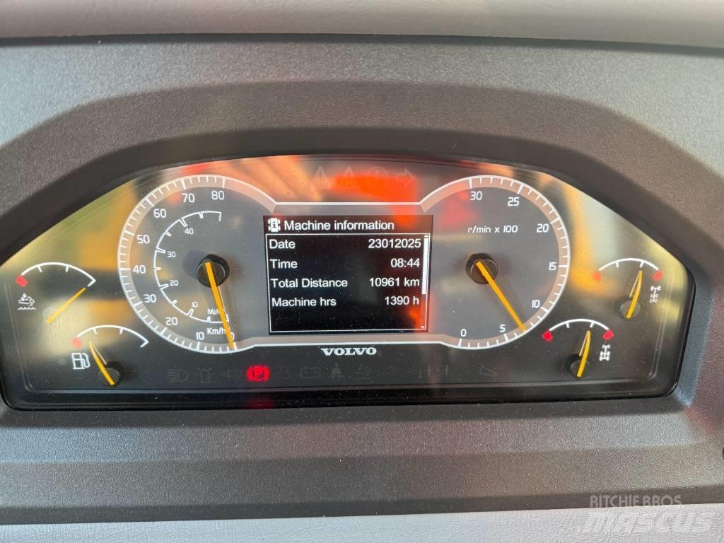 Volvo A 30 G Belden kirma kaya kamyonu
