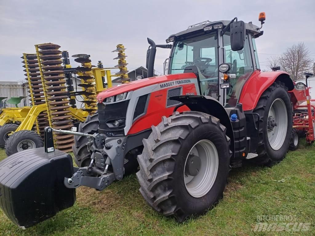 Massey Ferguson 7 S Traktörler