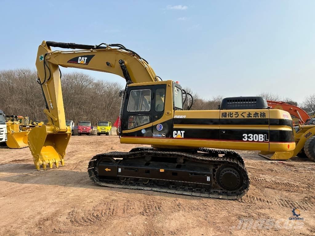 CAT 330 B Paletli ekskavatörler