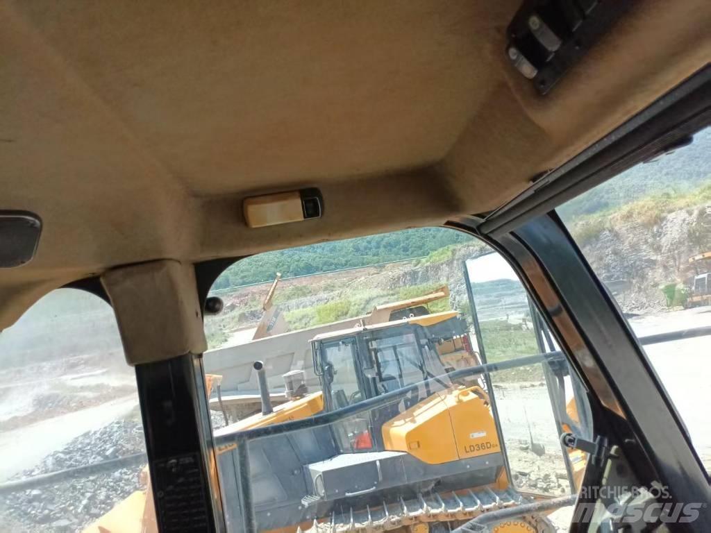 CAT 773 F Belden kirma kaya kamyonu