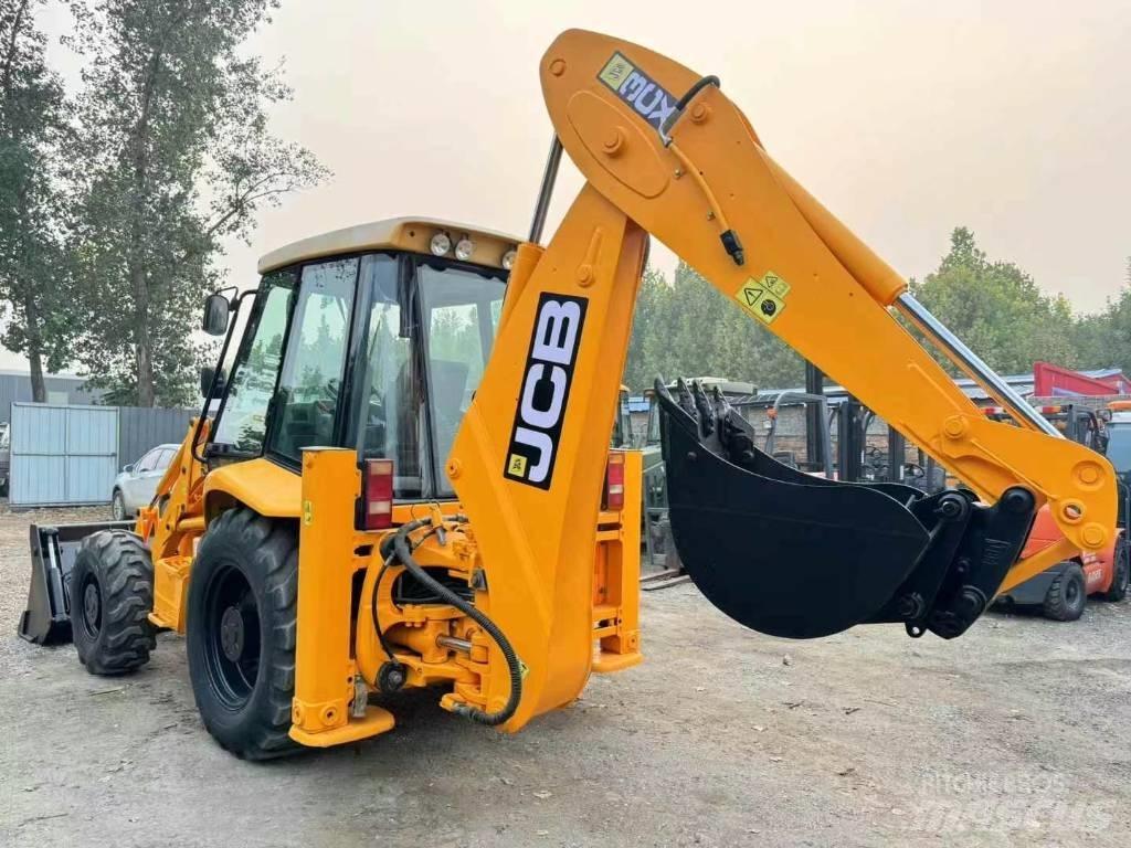 JCB 3 CX Kazıcı yükleyiciler - beko loder