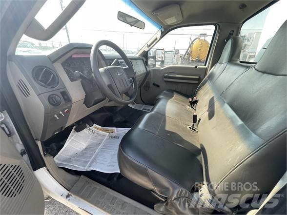 Ford F350 SD Diger