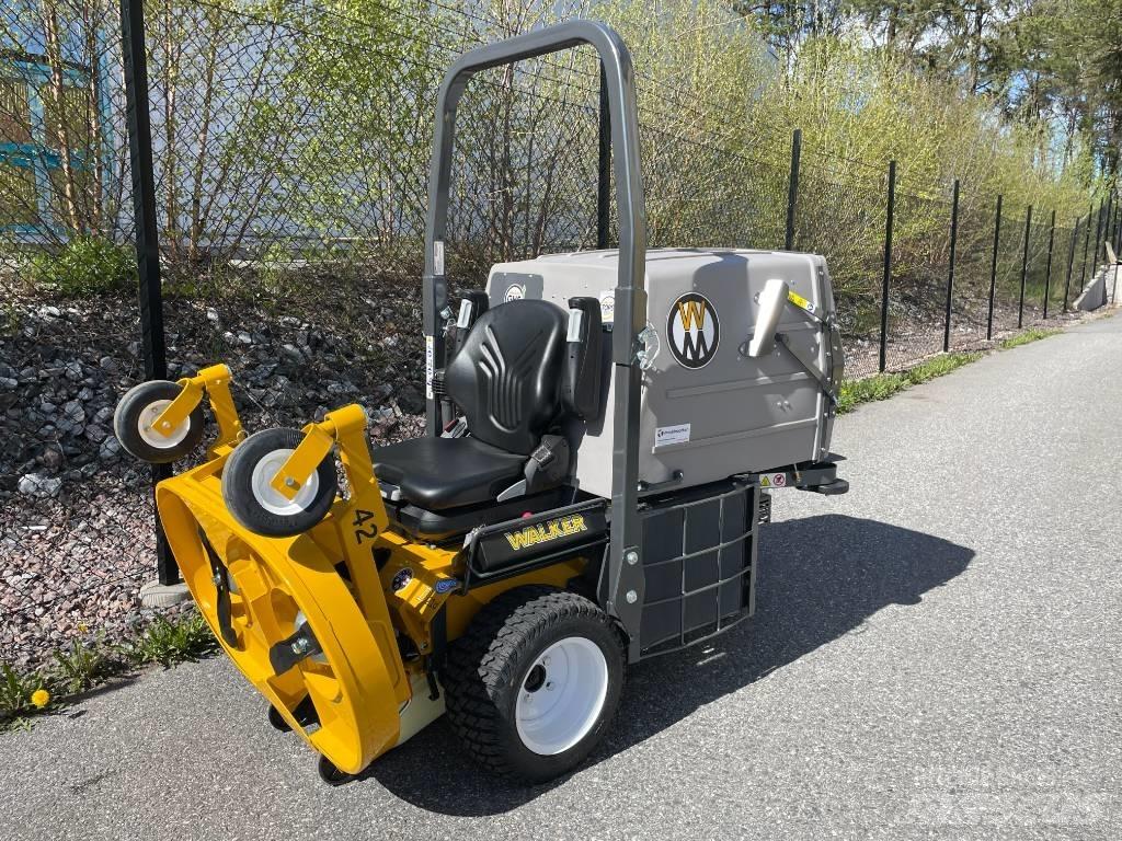 Walker D21d Mobil çim biçme makineleri