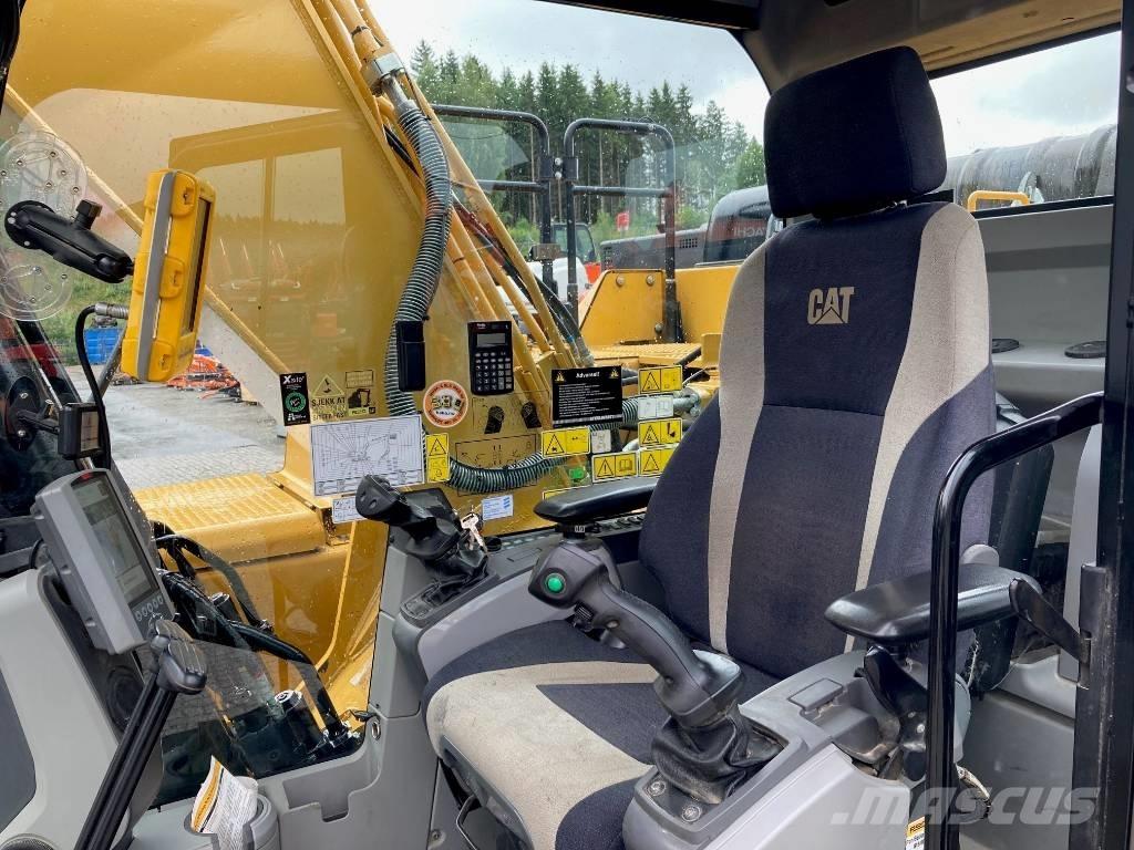 CAT 326 F L Paletli ekskavatörler