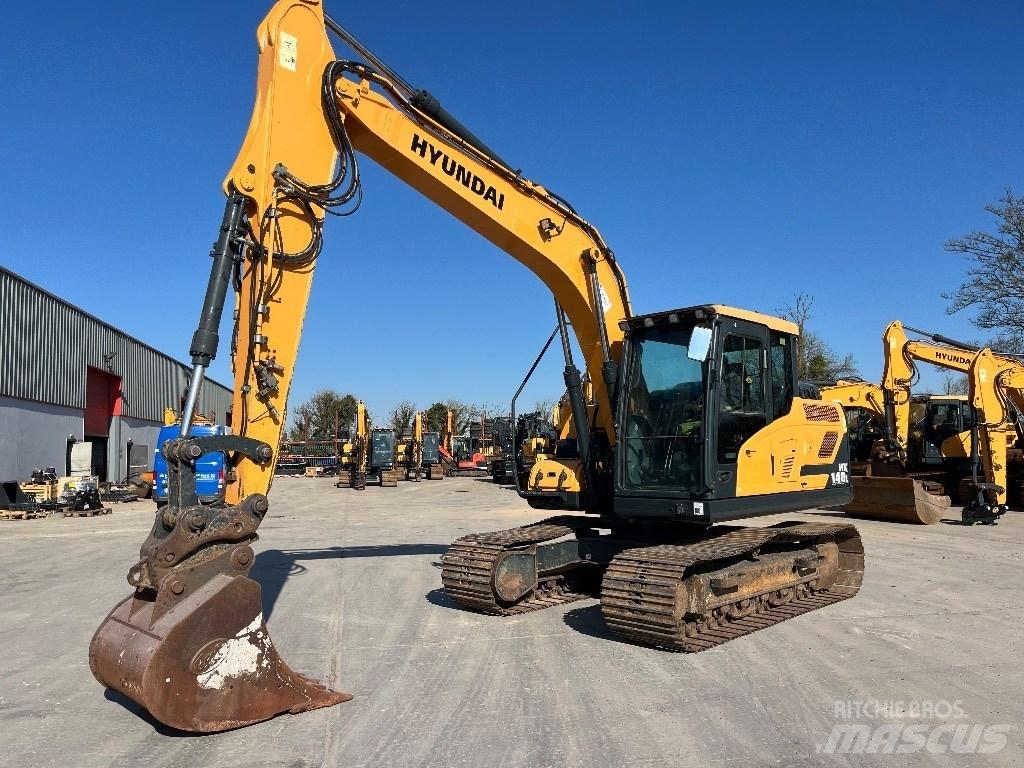 Hyundai HX140L Paletli ekskavatörler