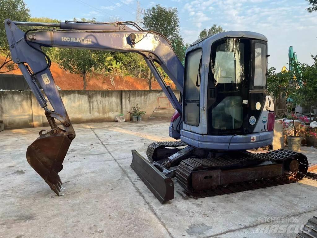 Komatsu PC 50 UU Mini ekskavatörler, 7 tona dek