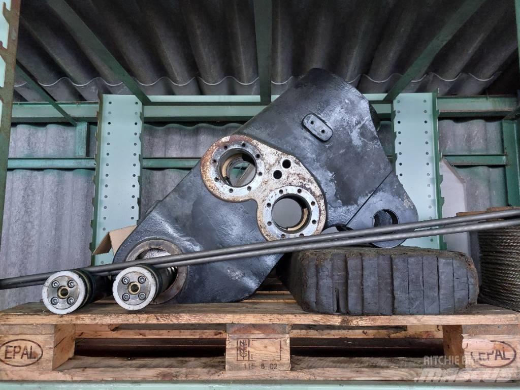 John Deere 1110 E Bomlar ve kollar
