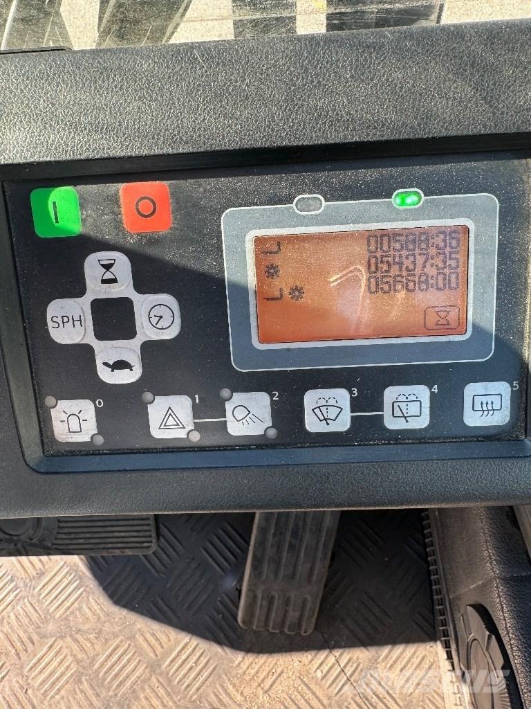 Toyota 8FBMT40 Elektrikli forkliftler