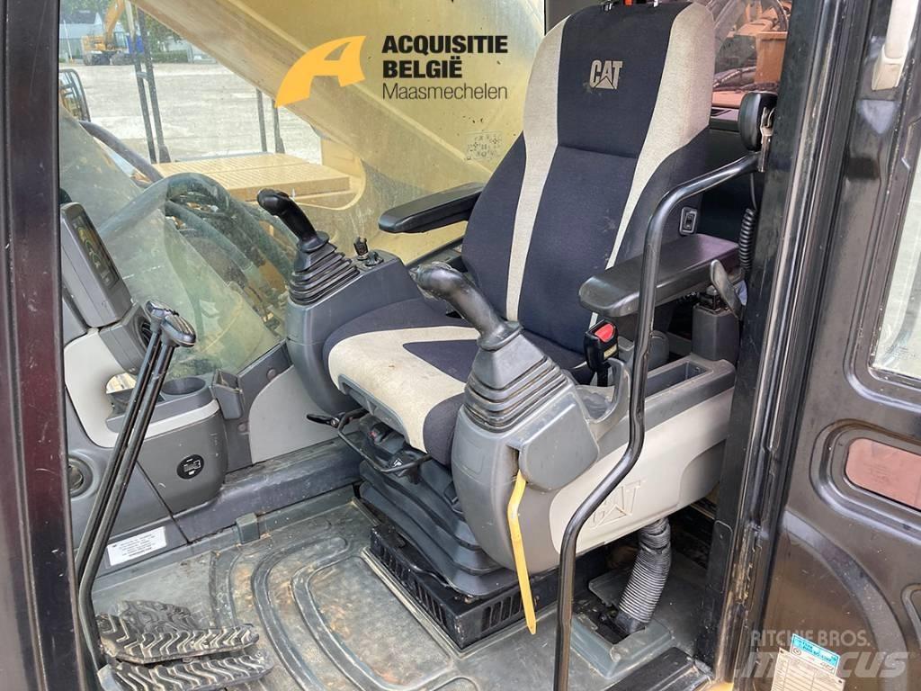 CAT 374DL Paletli ekskavatörler